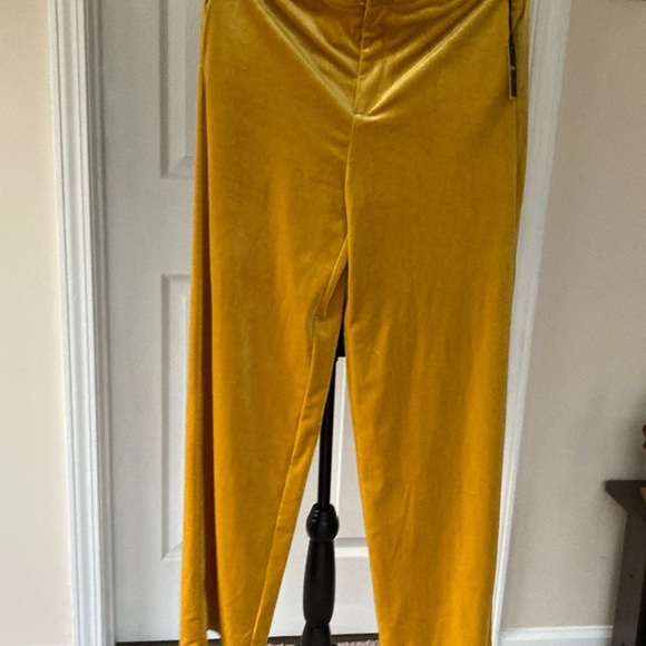 Women’s size large soft, wide leg,velvet, stretch, gold slacks - Picture 1 of 4